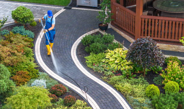 Garage Pressure Washing in Colstrip, MT